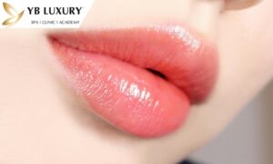 Phun xăm môi kiêng ăn gì bao lâu