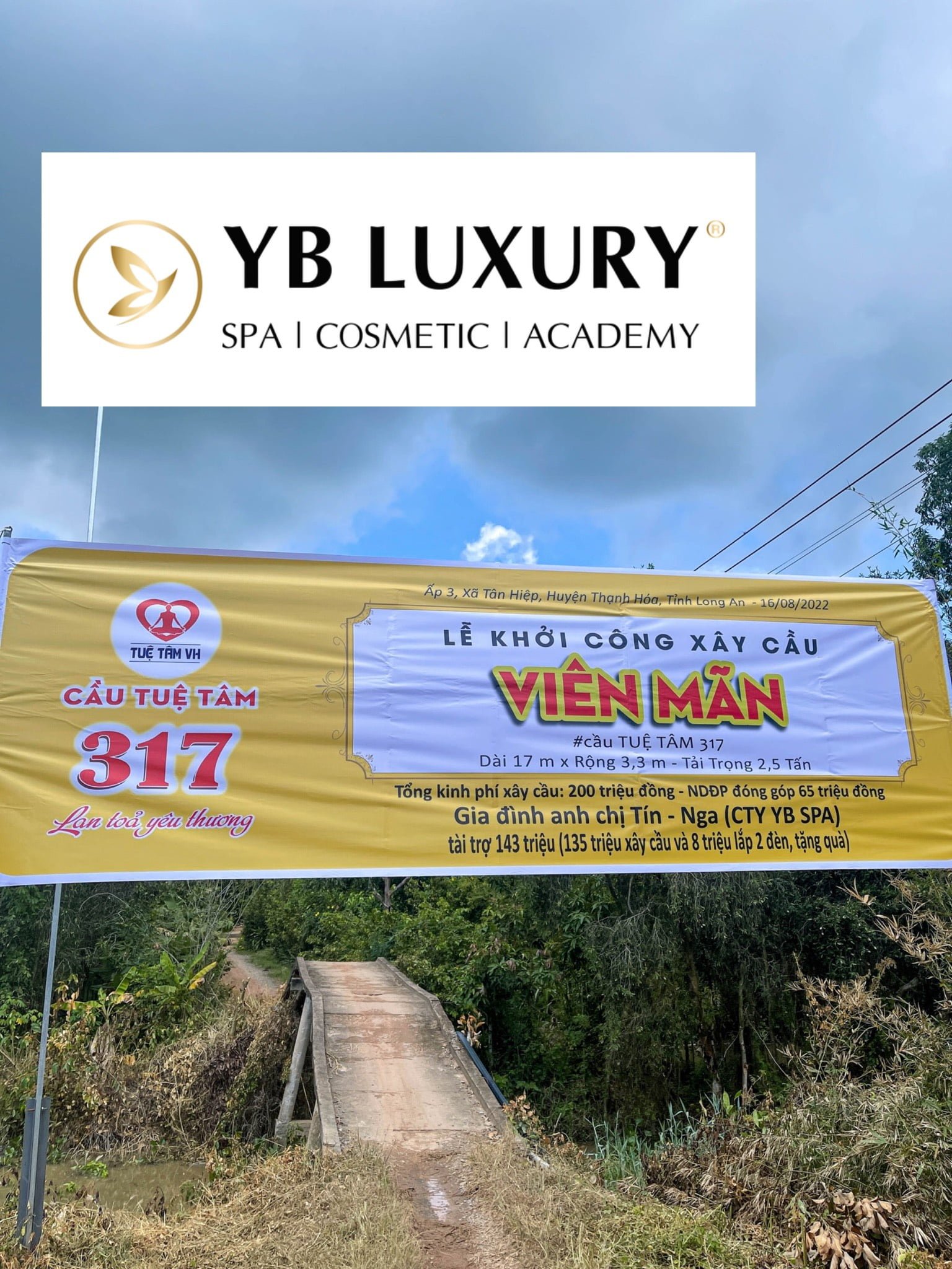 YB Spa xây cầu cho bà con vùng sâu vùng xa 21 Chiếc cầu tạm bợ bắc qua sông tại huyện Thạnh Hóa rất tạm bợ có thể gây nguy hiểm cho người dân khi đi qua