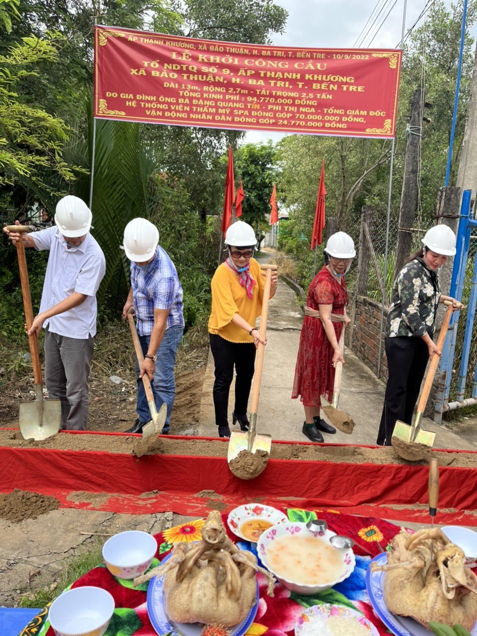 Lễ khởi công xây dựng cầu của ban lãnh đạo YB Spa