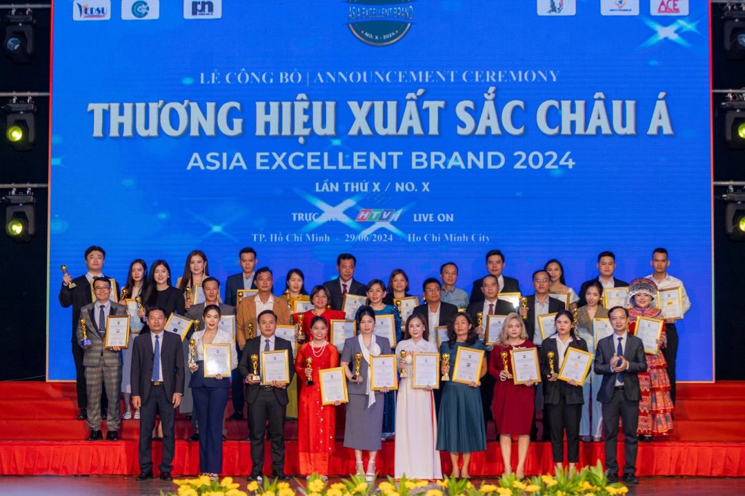 Hệ thống Viện Thẩm Mỹ YB Spa được vinh danh “Top 10 Thương Hiệu Xuất Sắc Châu Á 2024” – Nâng tầm sắc đẹp Việt, khẳng định đẳng cấp quốc tế 19 Hệ thống Viện Thẩm Mỹ YB Spa vinh danh “Top 10 Thương Hiệu Xuất Sắc Châu Á 2024” – Nâng tầm sắc đẹp Việt, khẳng định đẳng cấp quốc tế