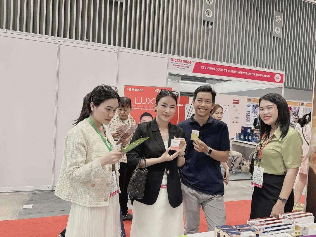 Phó Tổng Giám Đốc Và Đội Ngũ Bác Sĩ Viện Thẩm Mỹ YB Spa tham gia Hội nghị Khoa học Quốc tế và Triển lãm Thẩm mỹ Nội khoa Việt Nam