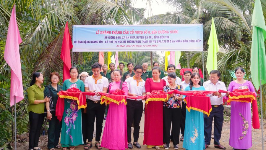 Lễ Khánh Thành Cầu Bến Đường Nước - Bến Tre Do Hệ Thống Viện Thẩm Mỹ YB Spa Tài Trợ 39 Lễ Khánh Thành Cầu Bến Đường Nước – Bến Tre Do Hệ Thống Viện Thẩm Mỹ YB Spa Tài Trợ