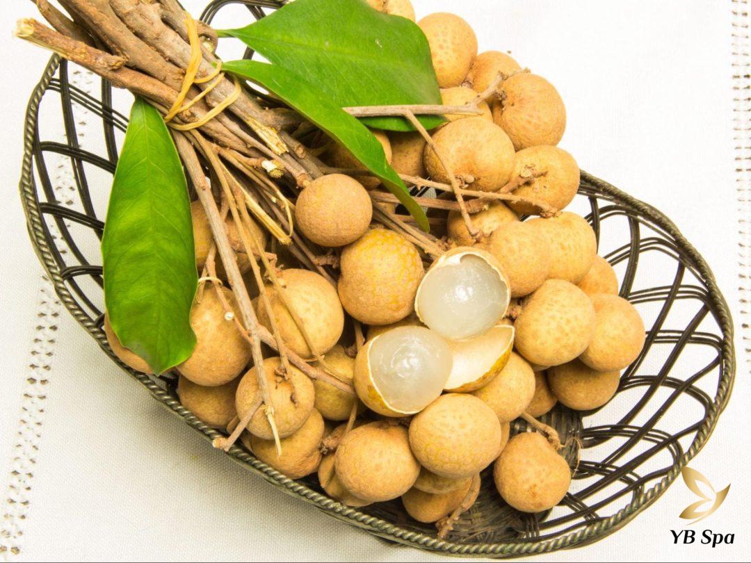 Ăn nhãn có nóng không? Những ai không nên ăn nhiều nhãn? 7 nhãn là loại trái cây yêu thích của rất nhiều người.