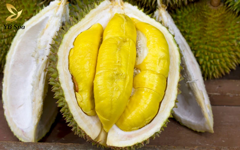 Trái cây cần tránh khi bị mụn - sầu riêng