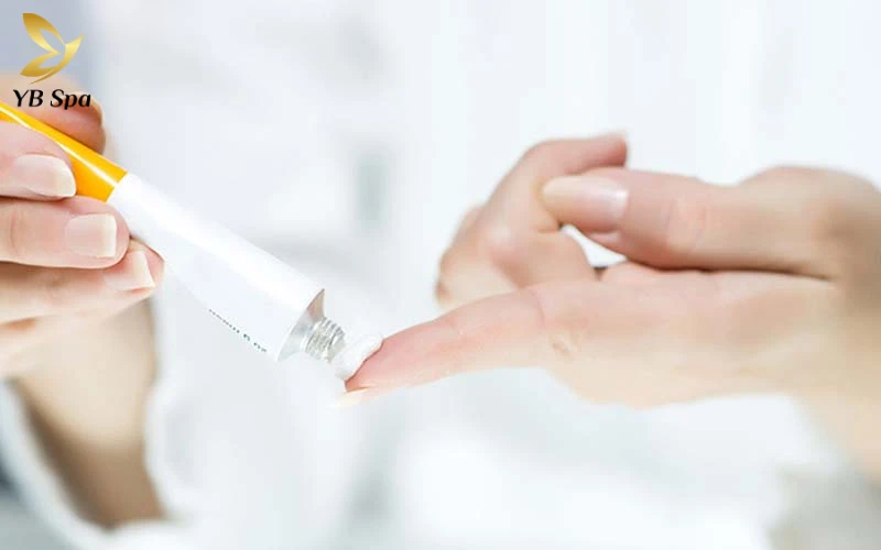 Bị viêm da tiếp xúc có để lại sẹo không? 25 Dưỡng ẩm chuyên sâu