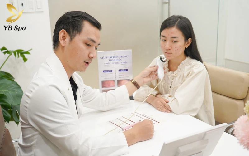 Điều trị mụn chuyên sâu tại YB Spa