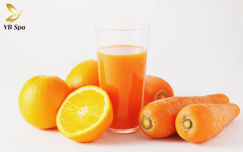 Nước ép cà rốt và cam