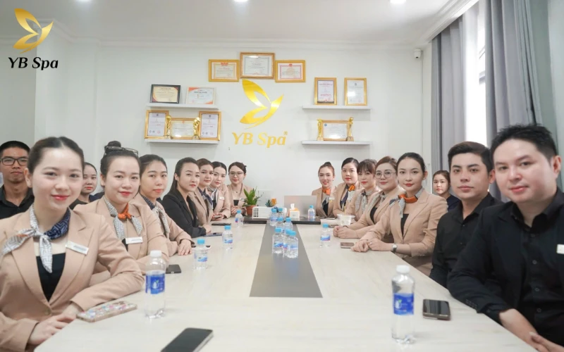 Cách để hết mụn trên trán hiệu quả và khoa học 29 Điều trị mụn trên trán tại YB Spa