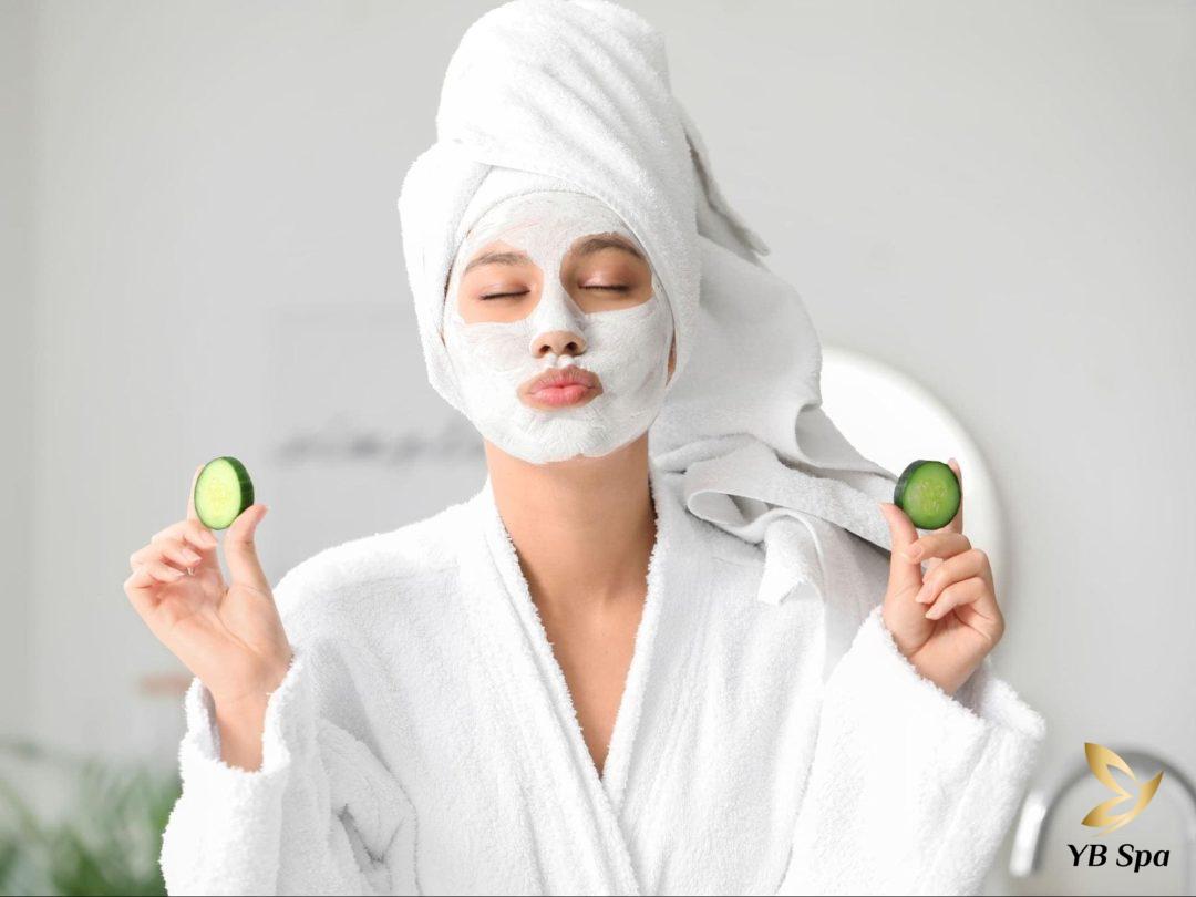 Tác nhân gây mụn là gì? Các cách làm mặt nạ trị mụn tại nhà 23 Khi sử dụng mặt nạ trị mụn có chứa thành phần dưỡng trắng như chanh hoặc khoai tây