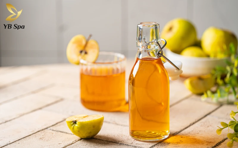 Cách trị mụn thịt ở cổ bằng giấm táo