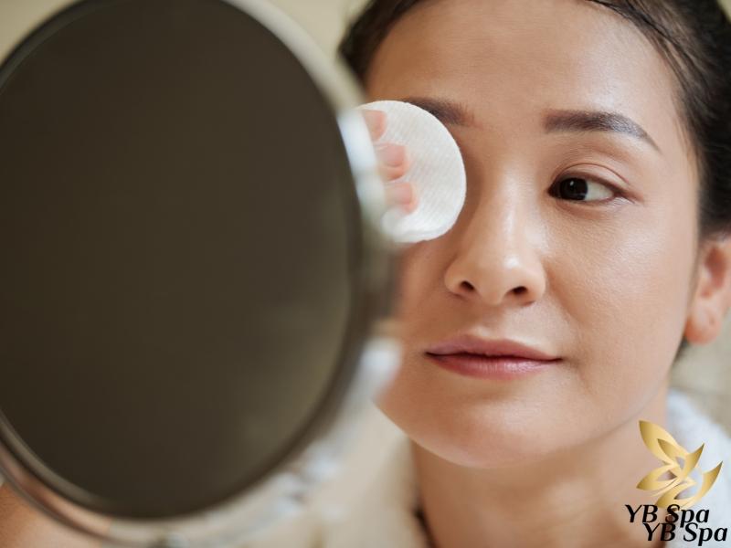 Cách trị mụn thịt tận gốc hiệu quả tại nhà hoặc bằng xâm lấn 23 Mụn thịt thường xuất hiện ở nữ giới vào các giai đoạn sau dậy thì, mang thai, cho con bú, rối loạn nội tiết tố…