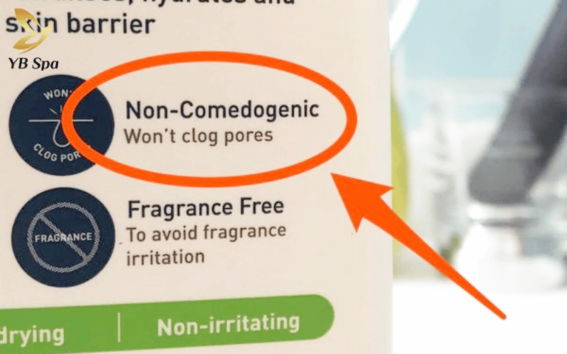 Hãy chọn kem chống nắng "Non-comedogenic" để bảo vệ da tối ưu mà không lo bít tắc lỗ chân lông hay gây thêm mụn