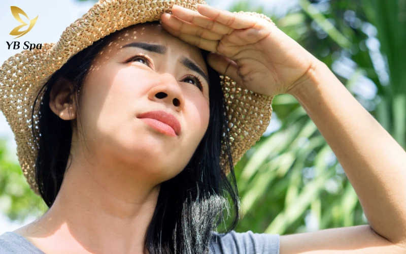 Ánh nắng mặt trời gây ra nám