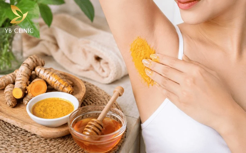 8 Cách Trị Thâm Nách Hiệu Quả Và An Toàn 7 Công thức nghệ tươi và mật ong hỗ trợ làm sáng da, giảm kích ứng và chăm sóc vùng nách thâm.