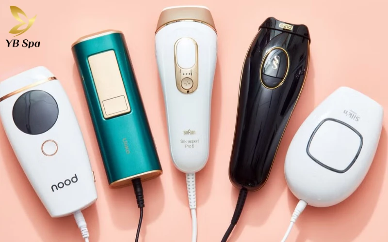 Máy triệt lông IPL cầm tay mang công nghệ ánh sáng hiện đại về ngay không gian riêng tư, giúp bạn chủ động loại bỏ lông bụng hiệu quả