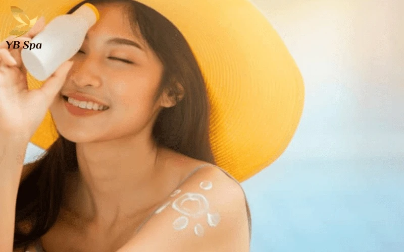 Chống nắng kỹ lưỡng là bước quan trọng nhất trong quy trình hậu triệt lông để ngăn ngừa nám và giữ cho da luôn sáng khỏe