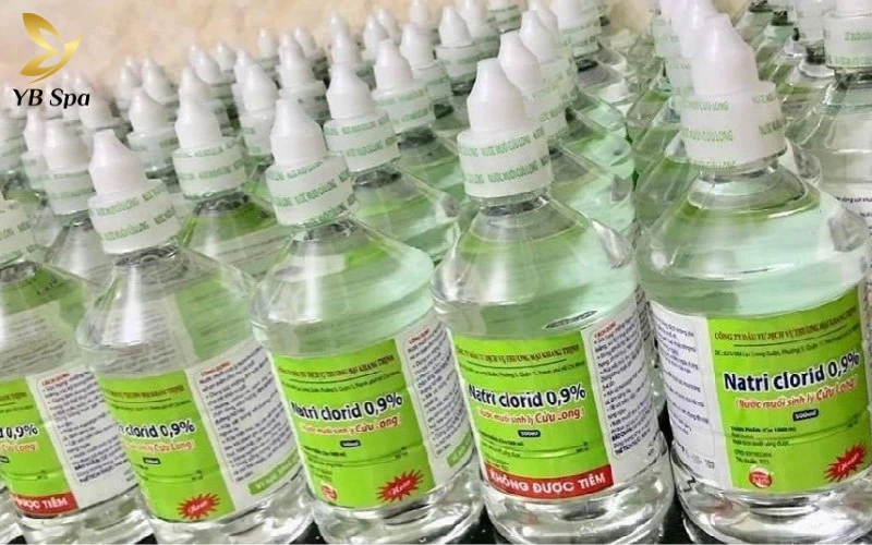 Cậu nhỏ nổi mụn trắng không ngứa là gì? Nguyên nhân và cách xử lý hiệu quả 28 Sử dụng nước muối sinh lý