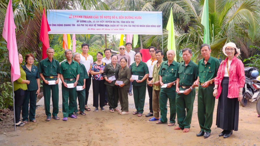 Lễ Khánh Thành Cầu Bến Đường Nước - Bến Tre Do Hệ Thống Viện Thẩm Mỹ YB Spa Tài Trợ 29 Lễ Khánh Thành Cầu Bến Đường Nước – Bến Tre Do Hệ Thống Viện Thẩm Mỹ YB Spa Tài Trợ