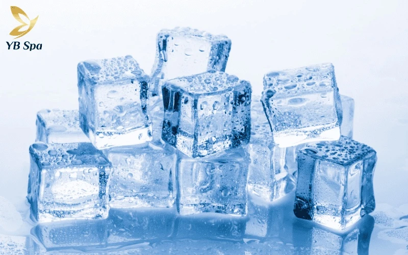 Hướng dẫn chăm sóc vùng kín sau khi triệt lông từ A–Z 14 Kết hợp chườm lạnh qua gạc sạch giúp hạ nhiệt cấp tốc, bảo vệ an toàn cho vùng da nhạy cảm