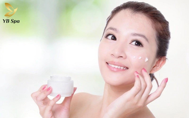 Có Nên Nặn Mụn Mủ Không? Quy Trình Nặn Mụn Mủ An Toàn Tại Nhà 27 Dưỡng Ẩm Đúng Cách