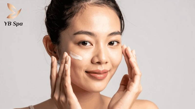 Có Nên Triệt Lông Mặt Không? Lợi Ích Và Những Rủi Ro Cần Lưu Ý 16 Ưu tiên các sản phẩm dịu nhẹ, cấp ẩm tốt để làm dịu da sau mỗi buổi liệu trình triệt lông
