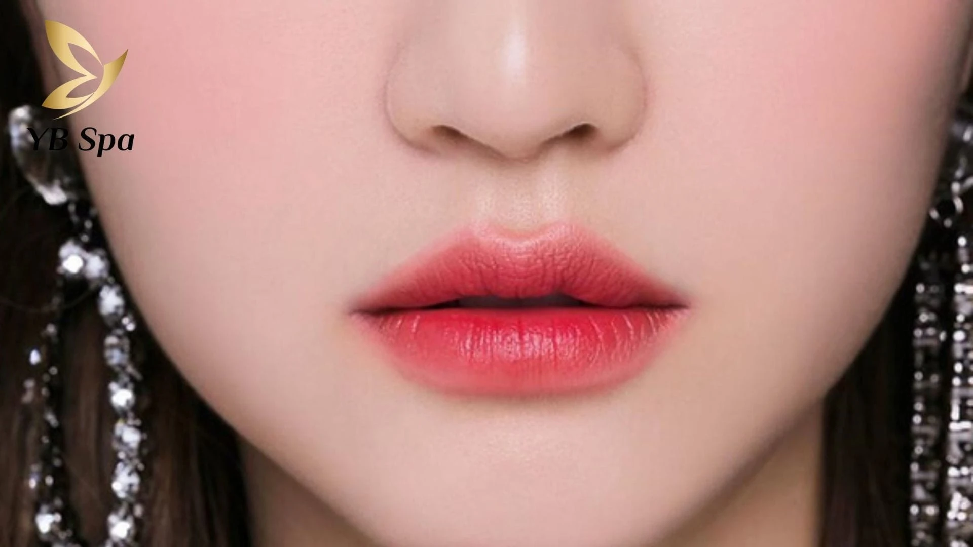 Người có môi chữ M là thường là người khéo léo trong giao tiếp, có chỉ số IQ và EQ cao giúp tạo thiện cảm nhanh chóng với người đối diện