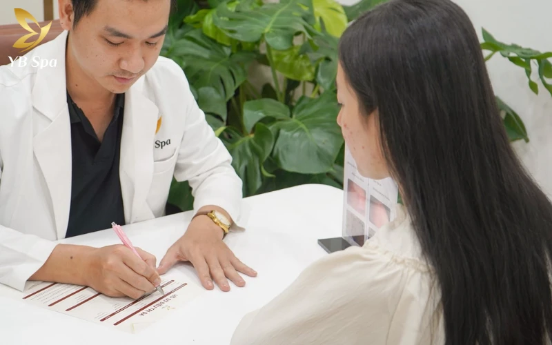 Đánh giá tình trạng sức khỏe và vùng điều trị