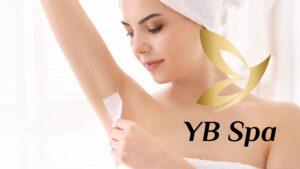 Top 5 kem tẩy lông nách tốt nhất 2025 23 Thoa kem tẩy lông (Nguồn: Internet)