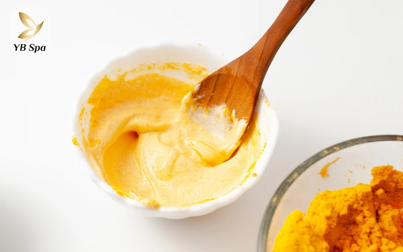 Mặt nạ nghệ và mật ong trị mụn