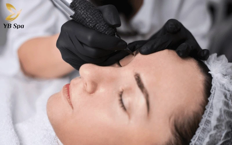 Phun xăm thẩm mỹ hiện đại là giải pháp tối ưu giúp những đôi lông mày thưa, nhạt màu trở nên đầy đặn và chuẩn dáng mày ngài quyền quý