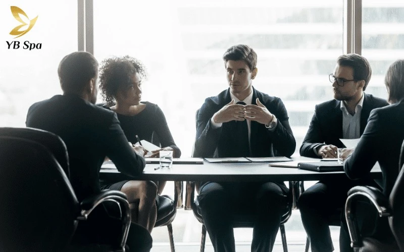 Khí chất uy nghiêm từ đôi mày rồng giúp chủ nhân dễ dàng tạo dựng niềm tin và thuyết phục mọi người đi theo tầm nhìn của mình