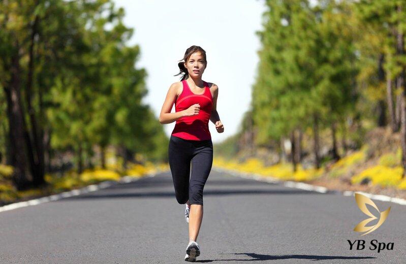 10 lưu ý sau khi triệt lông: Bí quyết giữ làn da mịn màng, trắng sáng 31 Hạn chế vận động mạnh (Nguồn: Internet)