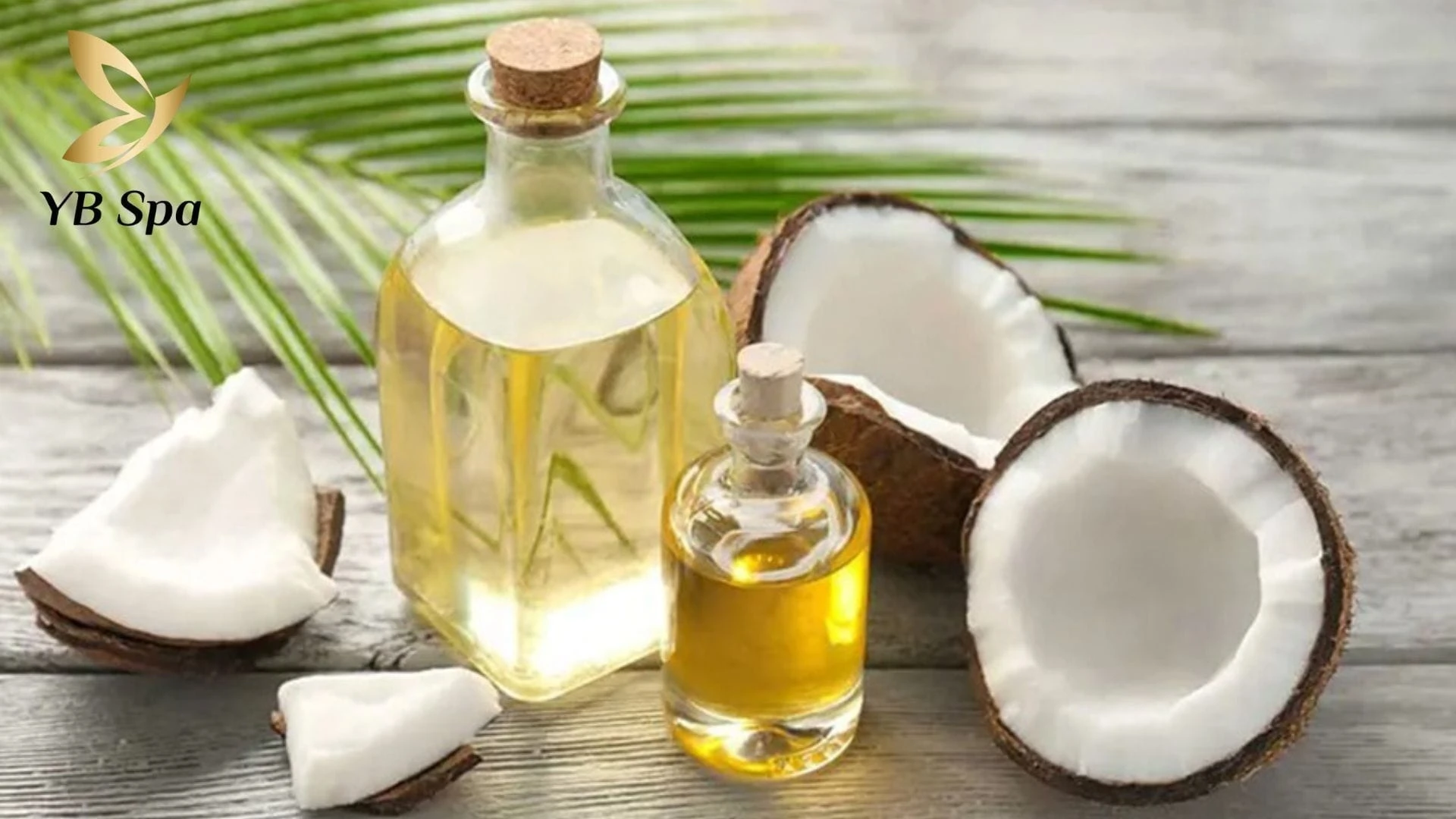 Tinh dầu thiên nhiên là giải pháp an toàn, hiệu quả kích thích lông mày mọc nhanh, dày dặn.