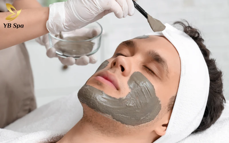 Đối với làn da dầu và lỗ chân lông to, YB Spa khuyên bạn nên ưu tiên mặt nạ đất sét để kiểm soát bã nhờn và giữ da luôn thông thoáng.
