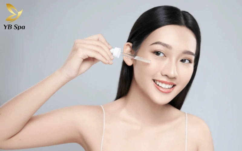 Mặt Nổi Mẩn Đỏ Như Mụn: Nguyên Nhân Và Cách Điều Trị Hiệu Quả 29 cung cấp dưỡng chất bằng serum