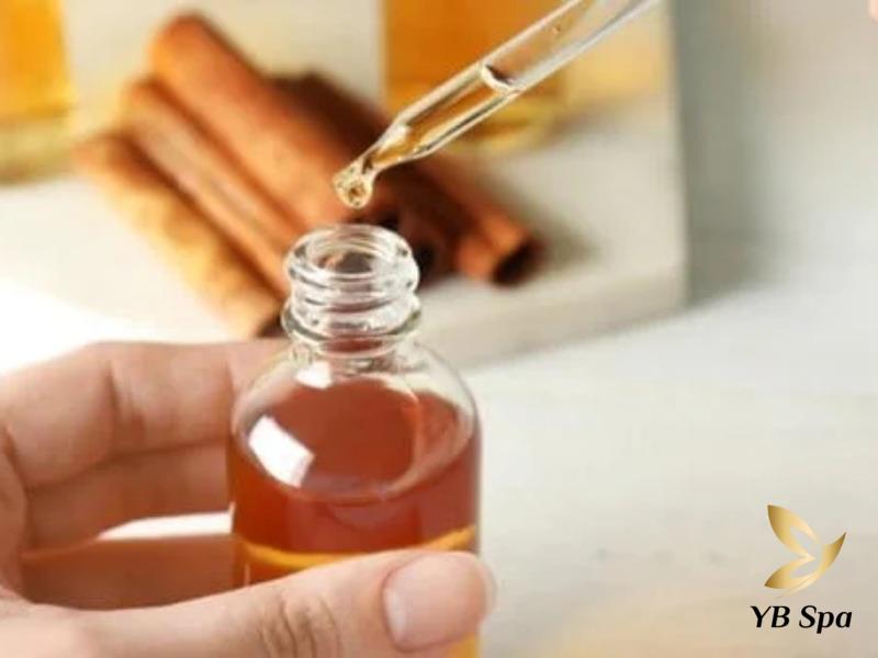 Mụn đầu trắng là gì? Nguyên nhân, dấu hiệu và cách điều trị 21 làm sạch da không kỹ sau khi trang điểm có thể dẫn đến tình trạng mụn