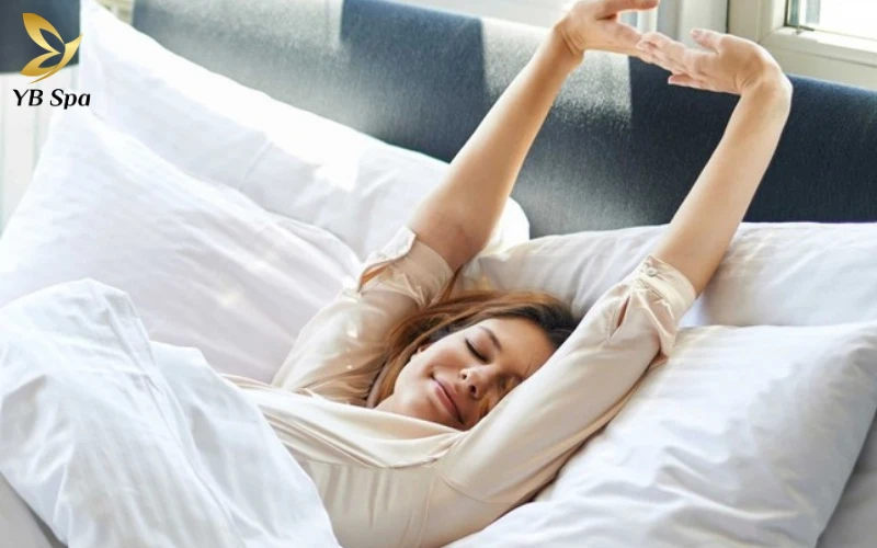 Mụn nội tiết có chữa được không? Cách trị mụn nội tiết hiệu quả 22 Ngủ đủ 7–8 tiếng mỗi ngày, giảm mệt mỏi căng thẳng