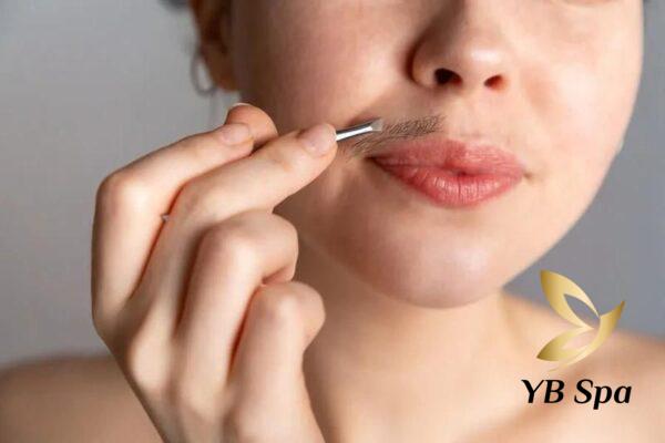 Hình ảnh nhổ lông ria mép