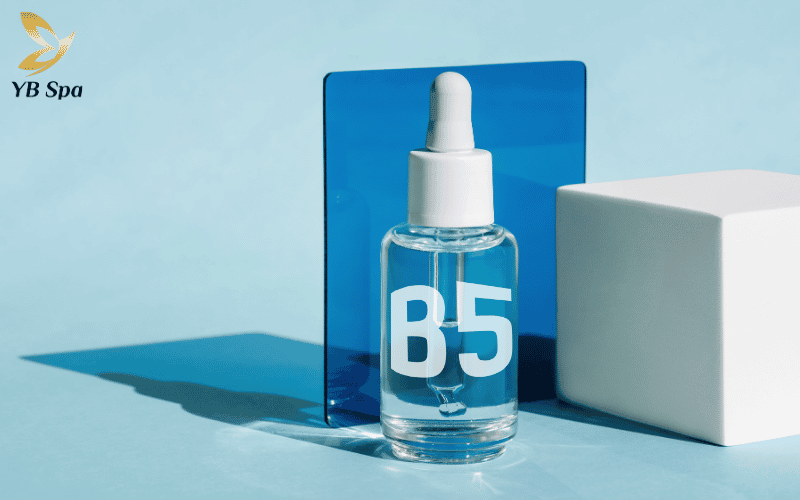 Phục hồi hàng rào bảo vệ da với B5 và Ceramide là bước quan trọng nhất để dứt điểm tình trạng mẩn đỏ