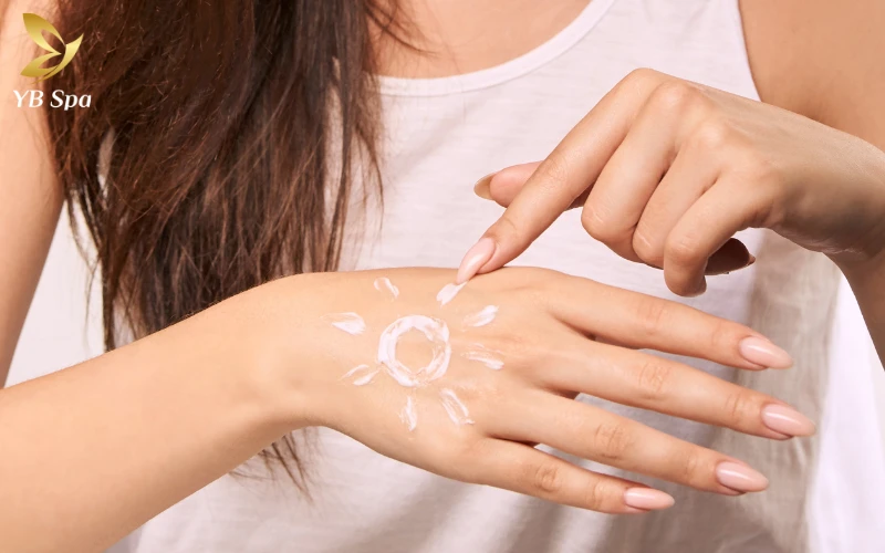 Nổi đốm đỏ trên da không ngứa có nguy hiểm không? 26 Chống nắng đầy đủ