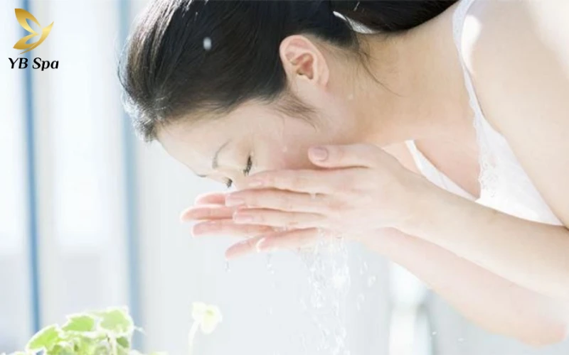Rửa Mặt Nhẹ Nhàng