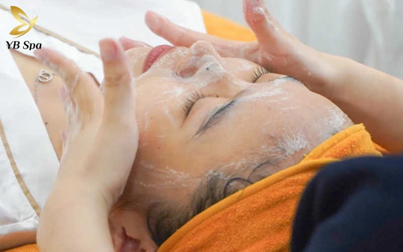 Peel da trị mụn là gì? Có an toàn và hiệu quả không? 35 Làm sạch sâu (Cleansing)