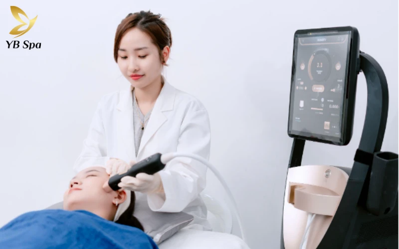 Đội ngũ kỹ thuật viên được đào tạo bài bản