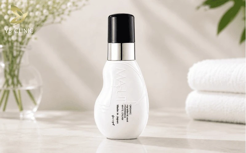 Review 5 Kem Bôi Trị Thâm Nách Được Nhiều Người Tin Dùng 10 Kem trị thâm nách Maputi Underarm Cream nổi bật với công thức dưỡng sáng da, hỗ trợ làm mờ thâm vùng da dưới cánh tay và giúp da mềm mịn hơn khi sử dụng thường xuyên.