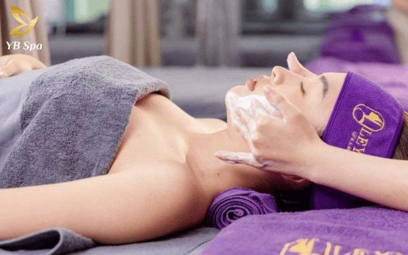 Leyna tự hào sở hữu đội ngũ kỹ thuật viên có tay nghề xuất sắc và kiến thức chuyên môn vững vàng từ nền tảng học viện