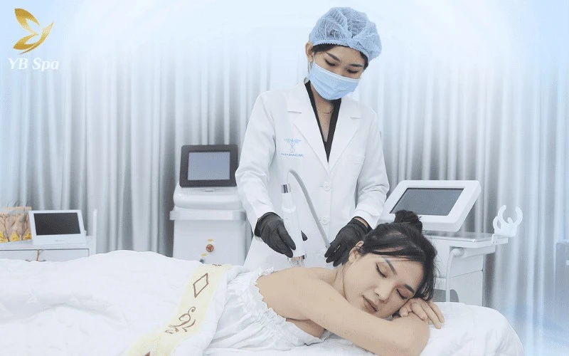 Taza ứng dụng công nghệ Laser Fractional CO2 và lăn kim tế bào gốc giúp giải quyết triệt để sẹo rỗ và tái tạo làn da mịn màng