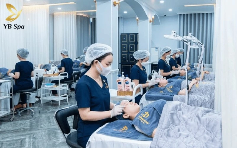 Viện Thẩm Mỹ Diva mang lại sự hài lòng tuyệt đối nhờ sự đồng bộ giữa tiêu chuẩn phục vụ quốc tế và công nghệ làm đẹp tiên tiến