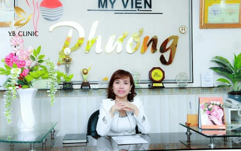 Hơn 20 năm kinh nghiệm trong lĩnh vực trị nám chuyên sâu và nâng cơ trẻ hóa, Thẩm Mỹ Viện Phương là địa chỉ uy tín cho phụ nữ trung niên.