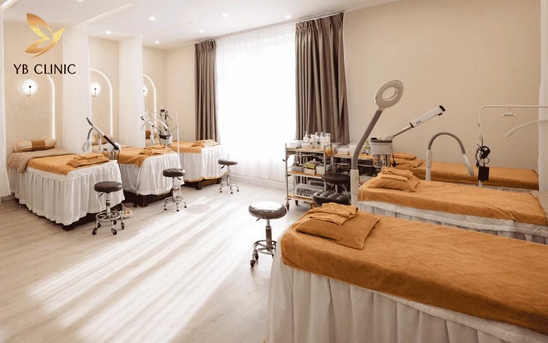 Top 8 Spa Chăm Sóc Da Tại Quận Bình Thạnh Uy Tín, Chất Lượng 2026 12 Thiết bị công nghệ tại YB Spa được kiểm tra kỹ thuật nghiêm ngặt, cam kết vận hành mượt mà và không gián đoạn trong suốt quá trình làm đẹp