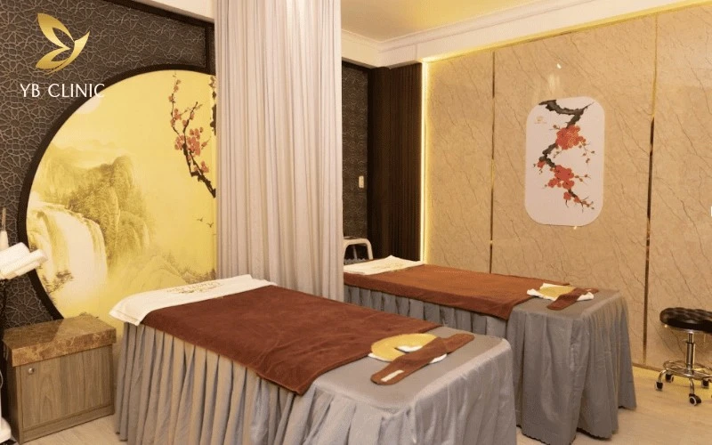 Không gian dịch vụ tại Queen Spa Thủ Dầu Một kết hợp giữa sự riêng tư và tiện nghi, mang đến trải nghiệm làm đẹp chuyên nghiệp cho khách hàng.